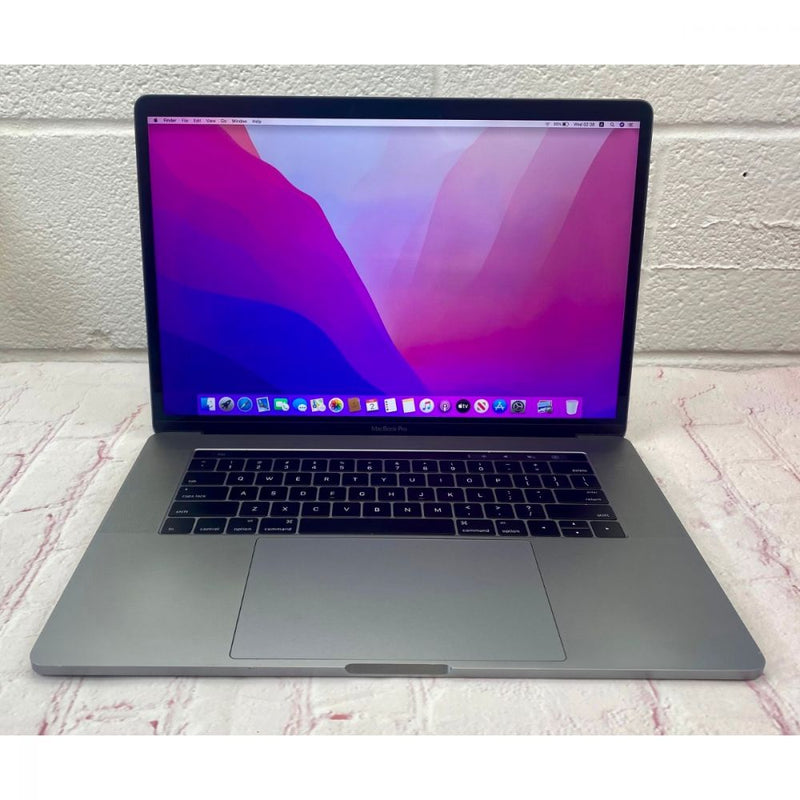 MacBook Pro 16-inch M1 Max 10 Core / 32 Core GPU / 32GB RAM (Space 