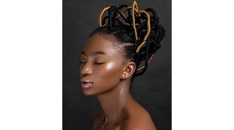 coiffure cheveu afro au fil par SAison des Pluies marque de soin pour cheveux crépus