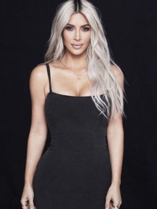 Kim kardashian perruque cheveux blond longs