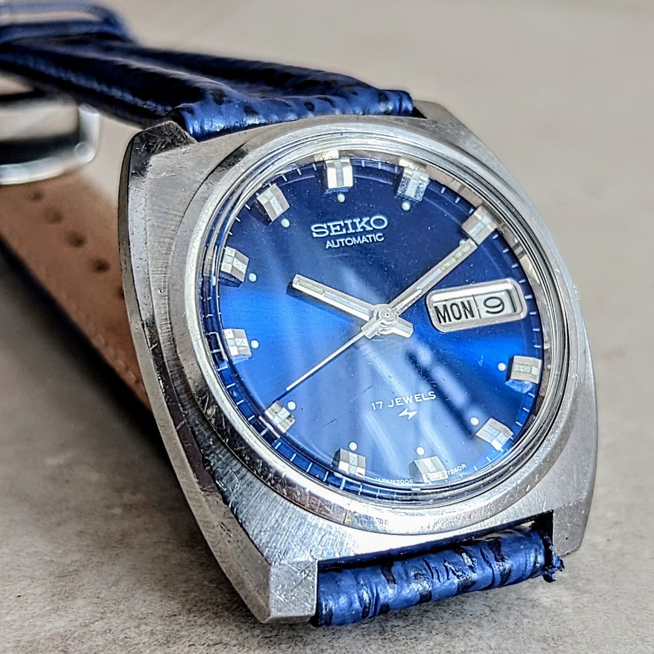 SEIKO Automatic Watch Day/Date Indicator Blue Dial Wristwatch – SECOND HAND  HOROLOGY