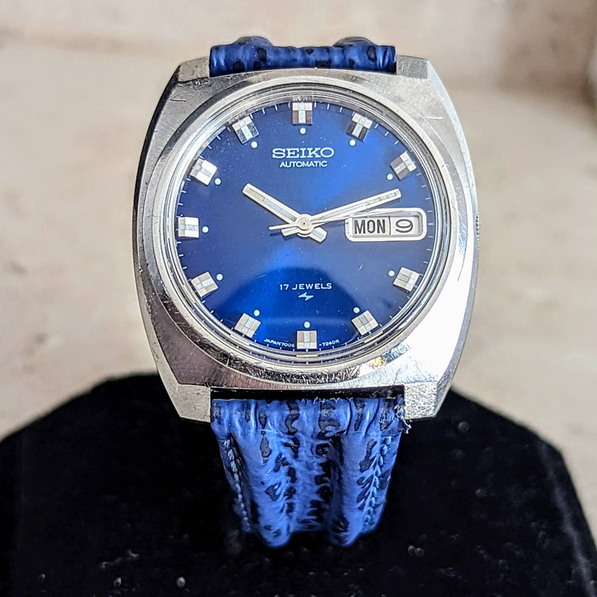 SEIKO Automatic Watch Day/Date Indicator Blue Dial Wristwatch – SECOND HAND  HOROLOGY