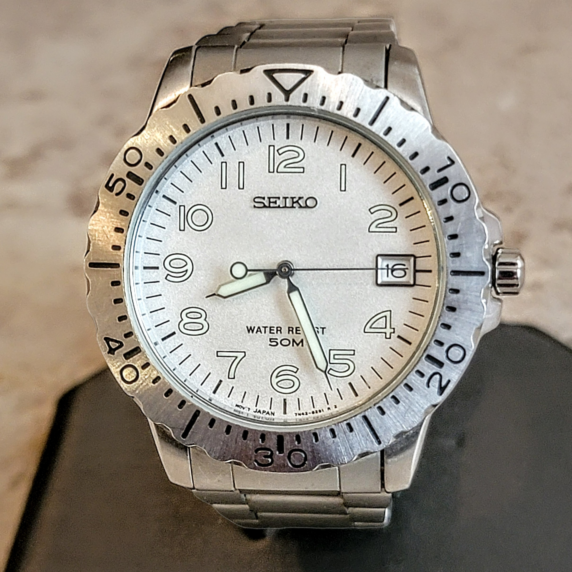 1998 SEIKO Quartz Watch -Diver Style- Date Indicator – SECOND HAND HOROLOGY