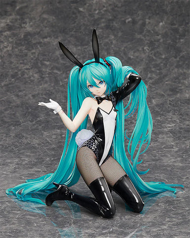 Hatsune Miku Becomes a Bunny Girl with New Figure from FREEing