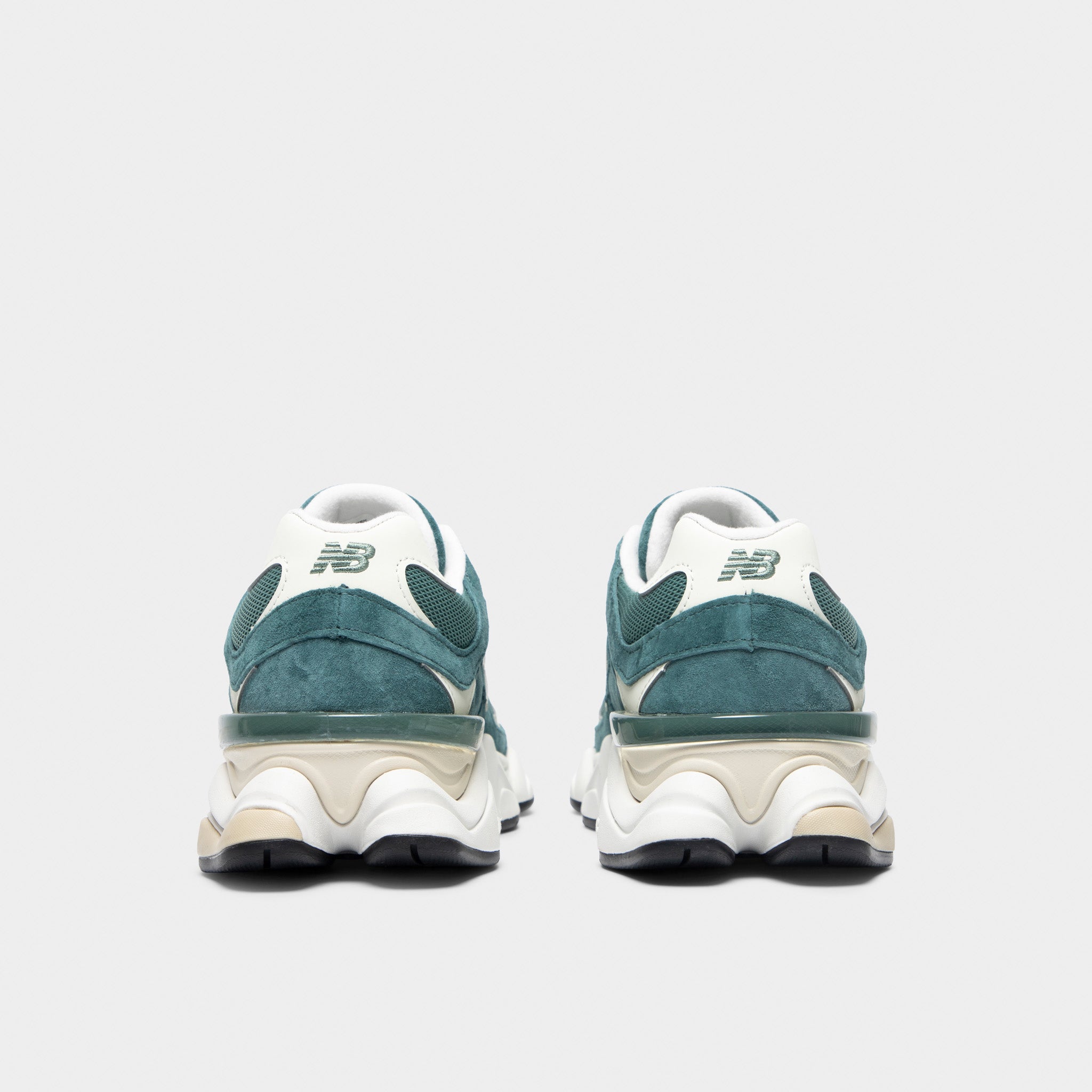 New Balance 9060 Spruce / Angora