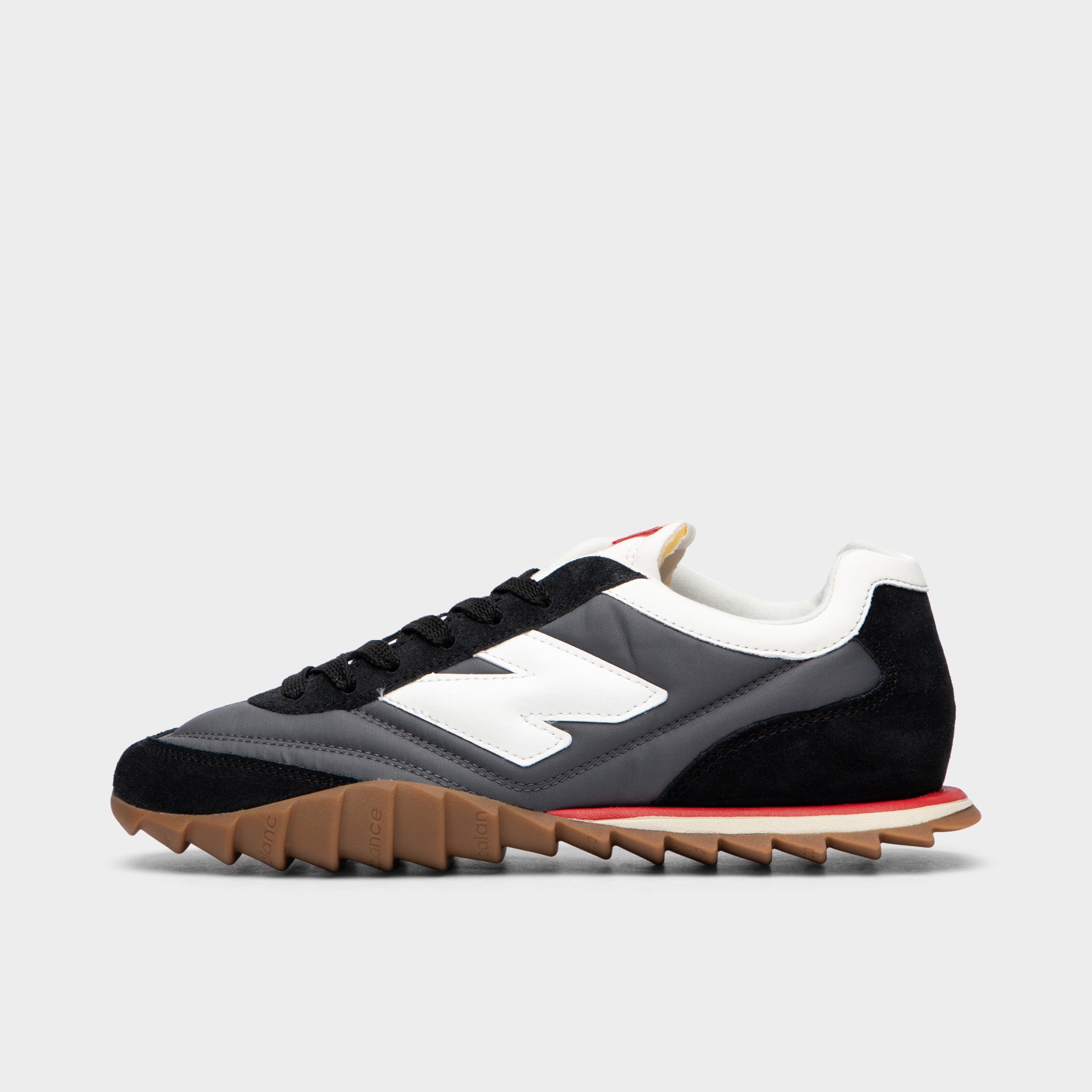 New Balance URC30VC / Black