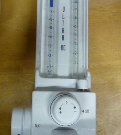 used dental nitrous oxide flowmeter | accutron ultra dc