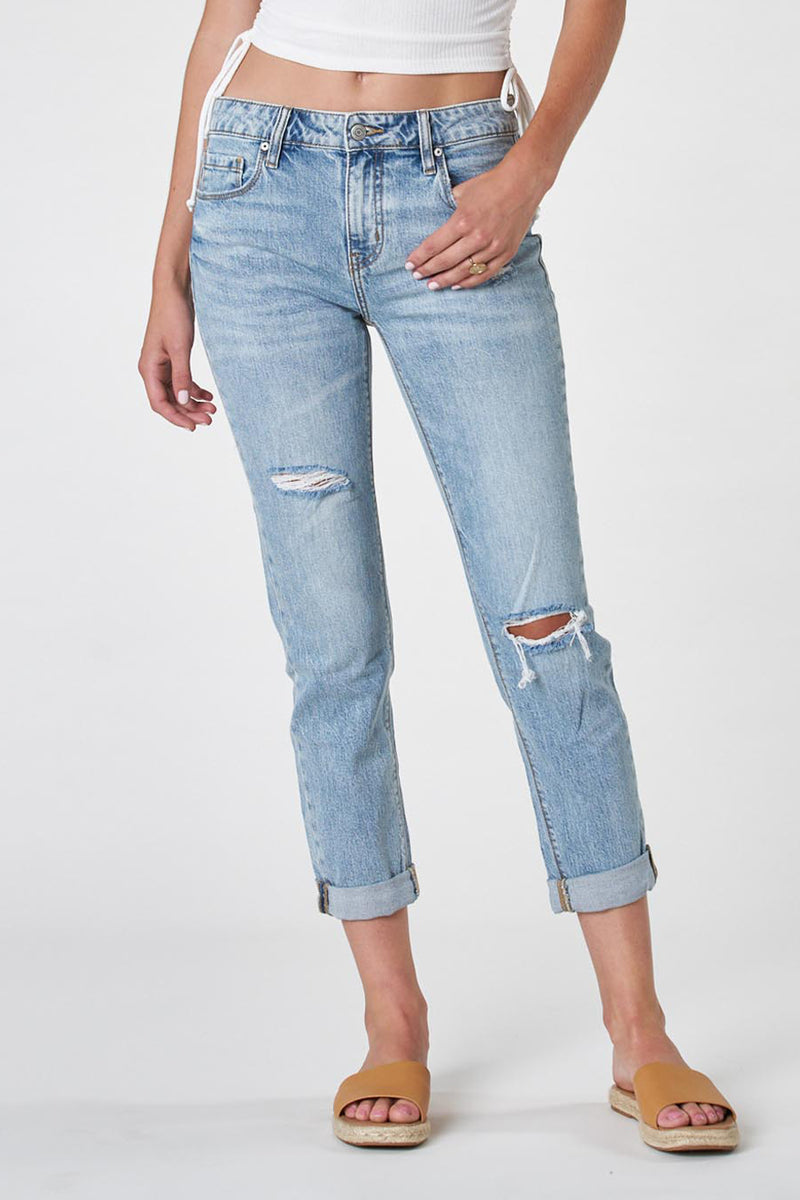 eunina frankie mid rise girlfriend jeans