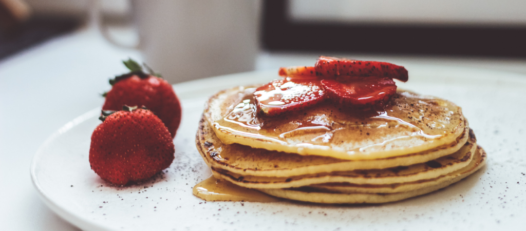 a healthy breakfast idea - strawberry pancakes