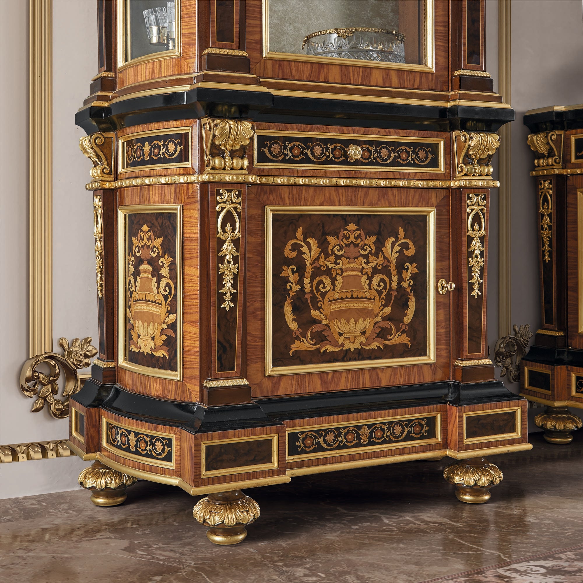 The Art of Italian Furniture: Combining Luxury and Solid Wood