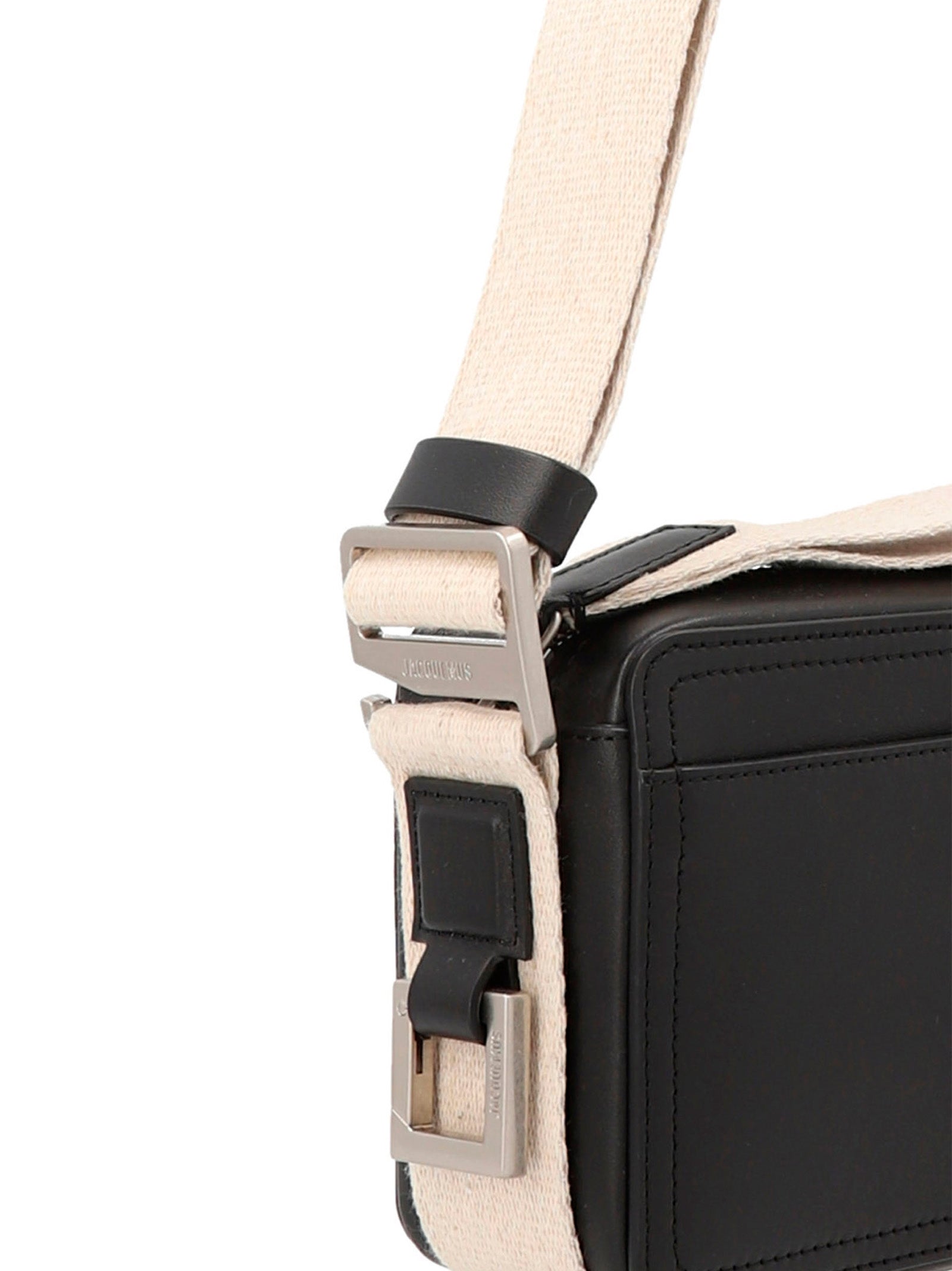 Shop Jacquemus Le Cuerda Horizontal Crossbody Bags White/black