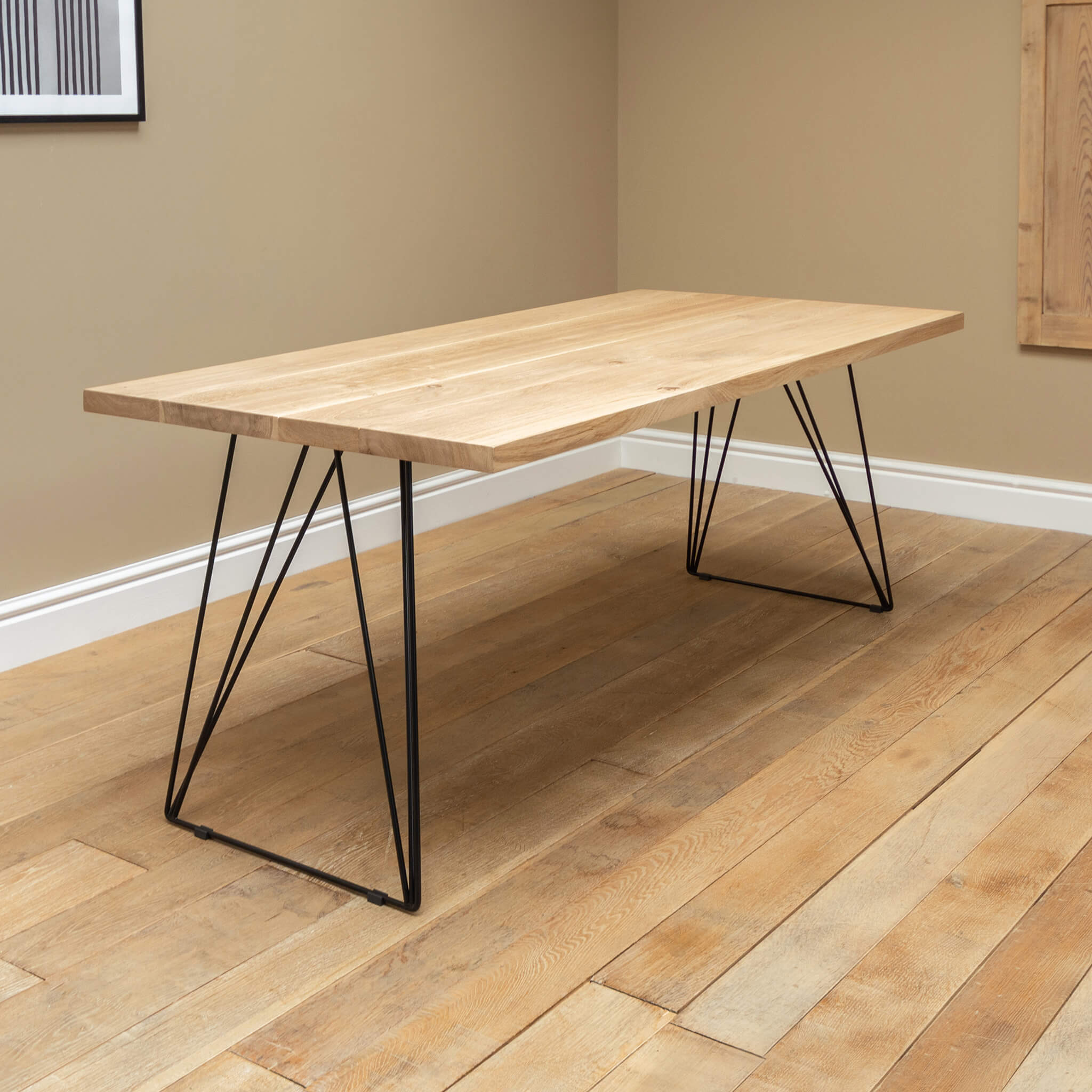 Solid Oak Dining Table with Hairpin Legs – Willen Rose