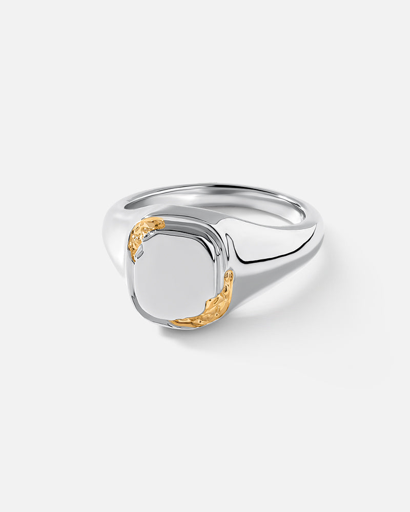 Signet Square Ring in Gold | Basique® Jewelry