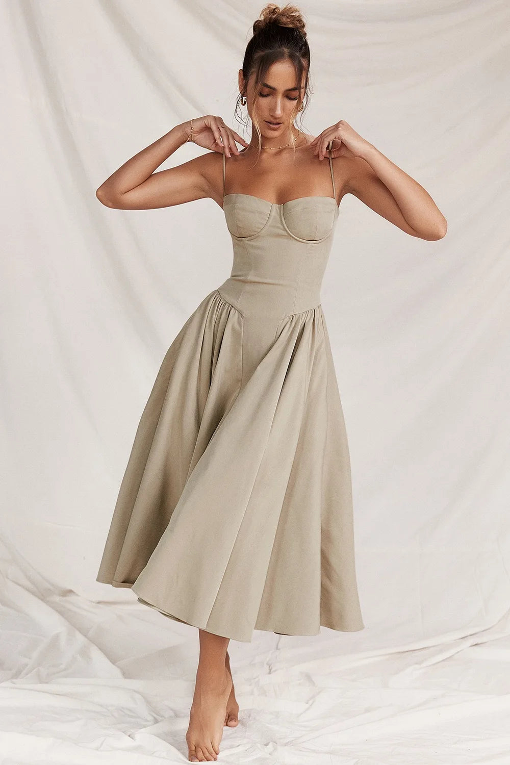 Elegant Mid-Length Summer Dress with Printed Waist Wrap - Image 7