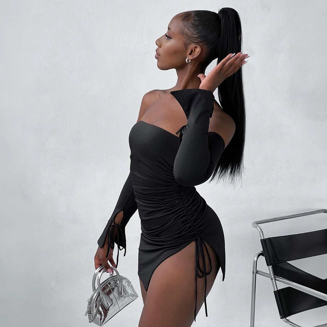 Chic Off-the-Shoulder Wrapped Dress for Autumn/Winter - Image 7