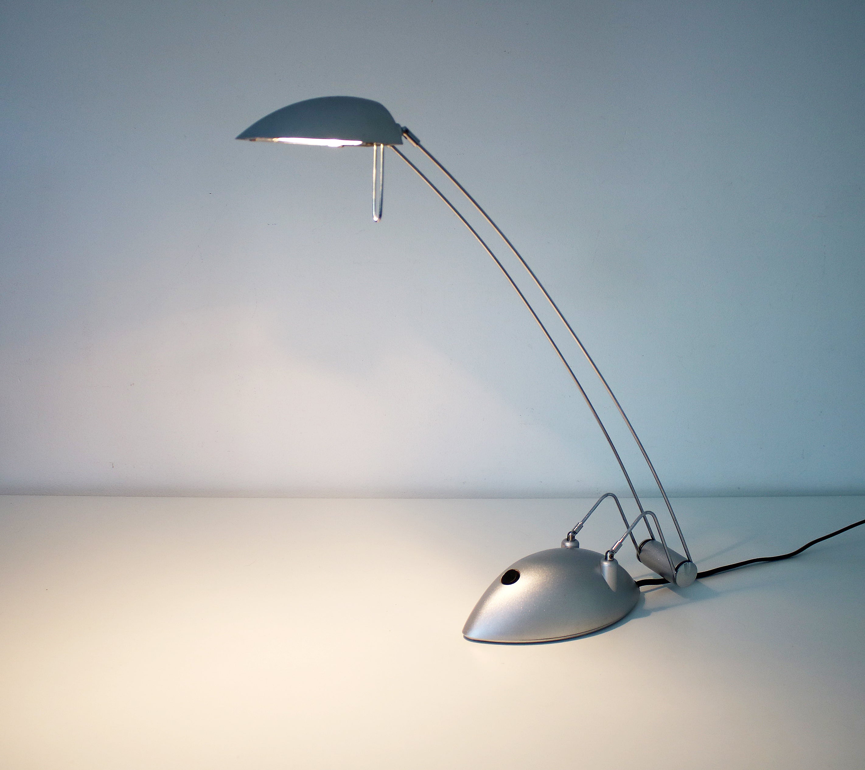 blue light desk lamp