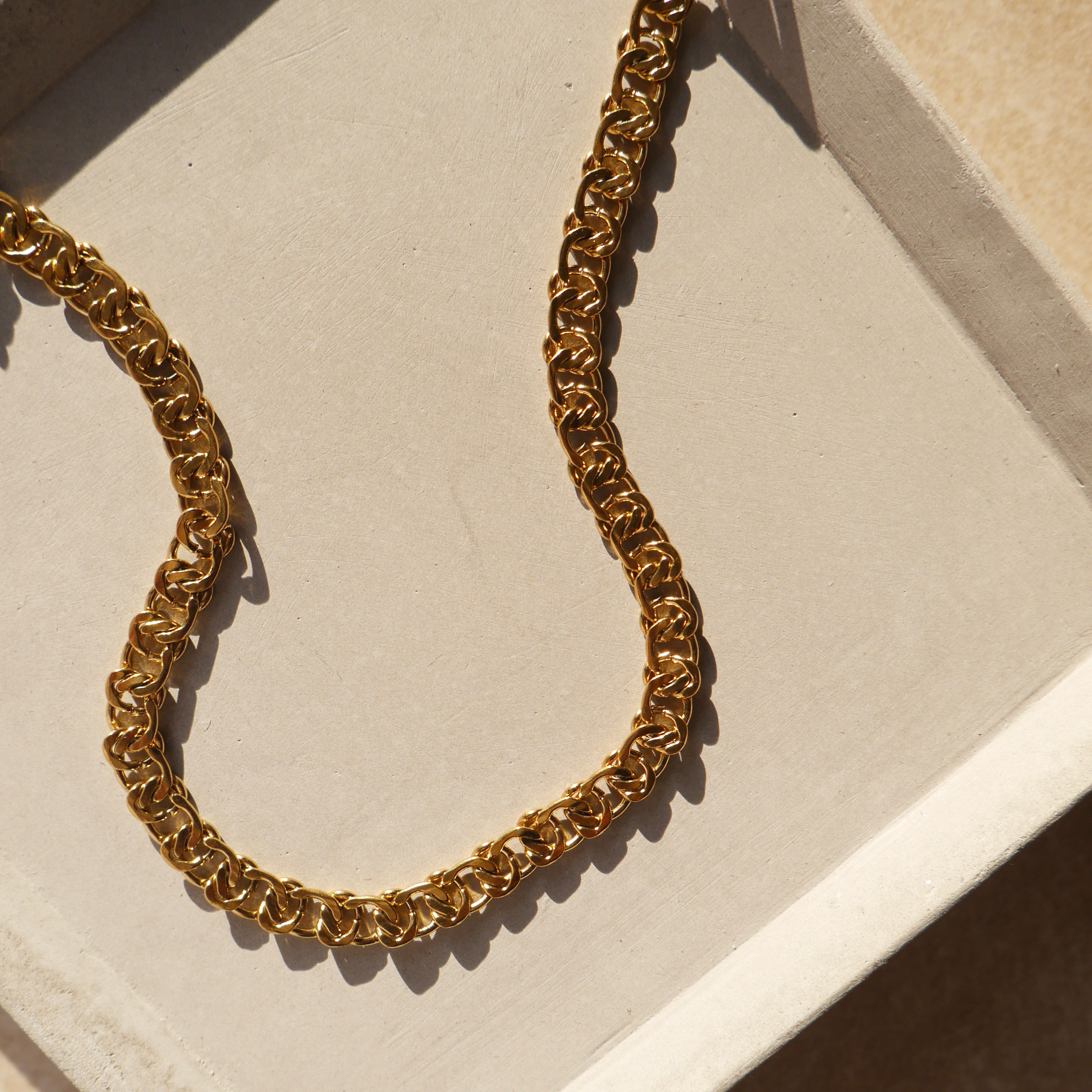 emanuel necklace gold