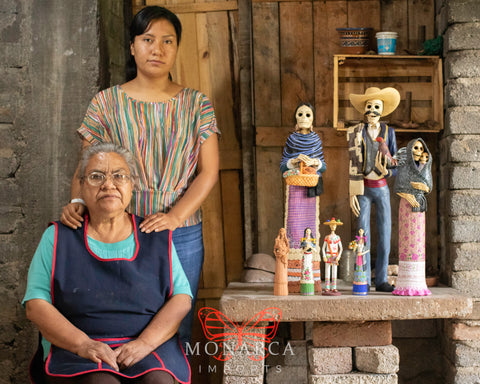De la Cruz family and their Catrinas in Capula Mexico