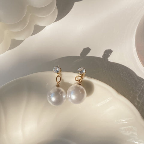 PEARL DROP EARRINGS