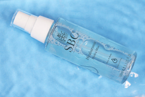 Hyaluronic Hydra Mist in Water