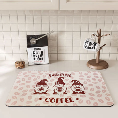 The pattern of the pink coffee mat is very versatile