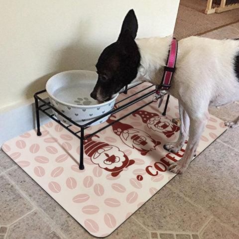 A dog stepped on the Matace pet feeding mat to eat because the Matace pet feeding mat held its food bowl.