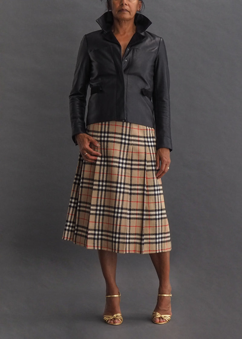 BURBERRY SKIRT – House of Savoy