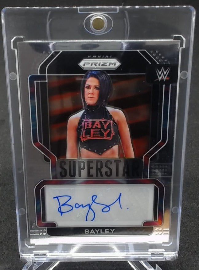 SUPERSTAR AUTOGRAPHS #10 BAYLEY WWE – Reaper Collectables