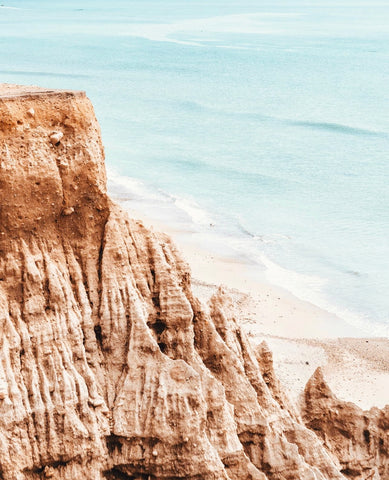 Montauk beach cliffs and ocean