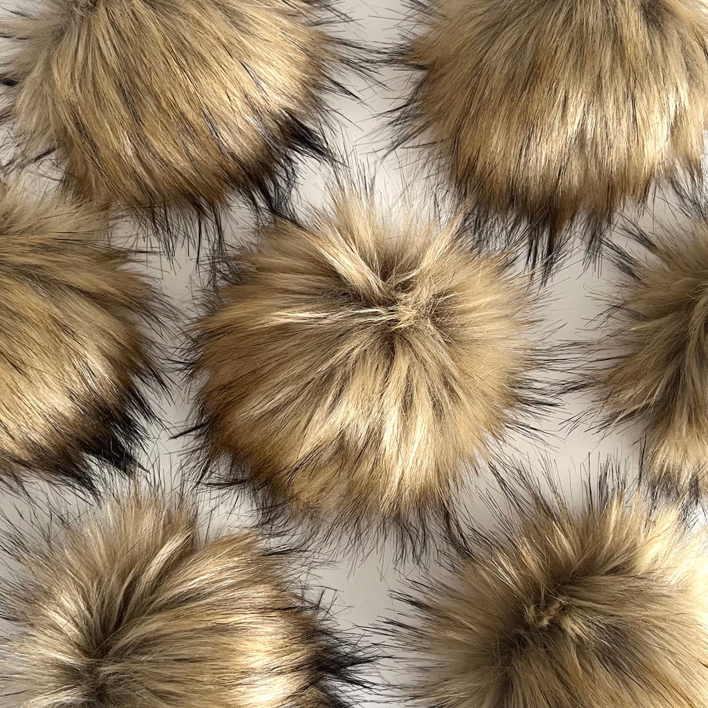 (Bryson) Fur Pom Pom 3 181 Light Grey