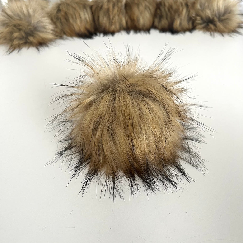 BELLINI luxury faux fur pom pom