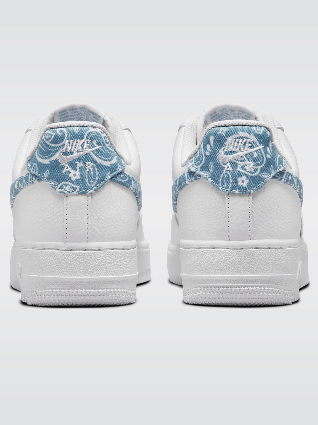 abstract Kauwgom weg Nike Air Force 1 '07 Essential Sneaker - White-Worn Blue-White-White –  Carbon38