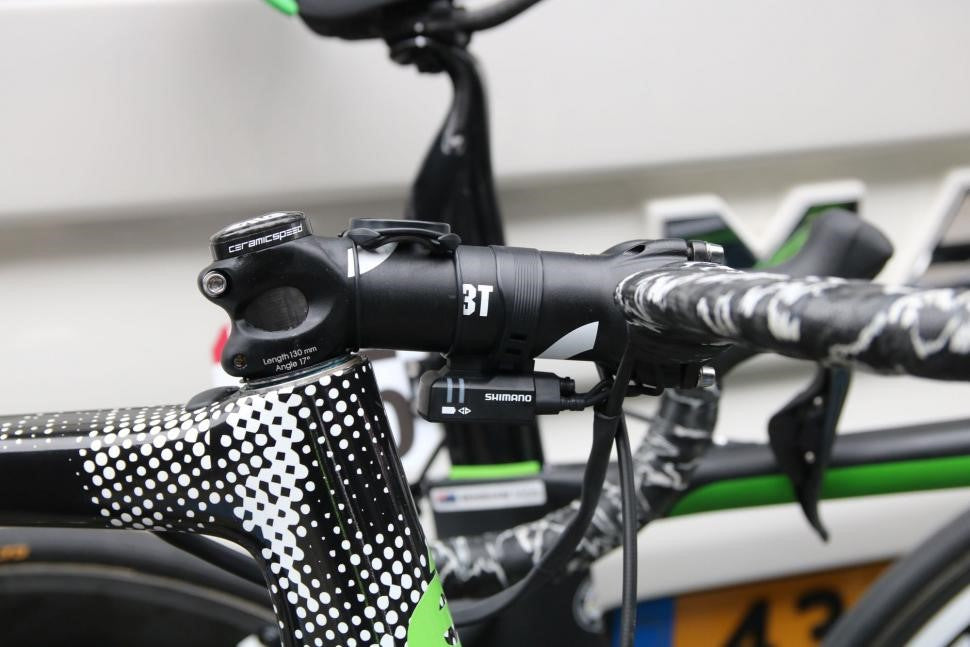 Detalle de la potencia 3T en bici pro