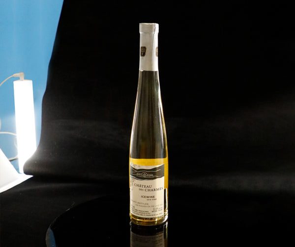 Wine bottle with reflective board and Halo Bar