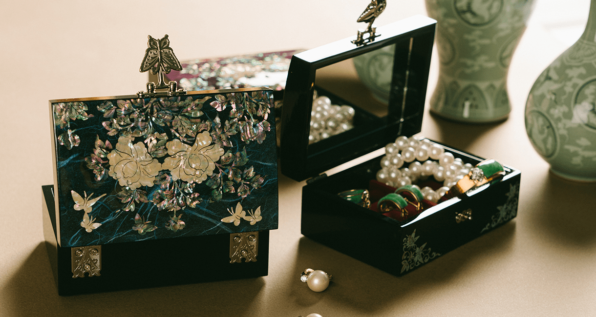 Small Laquer Art Mini Jewelry Box - Blue I Lauqer art Craft