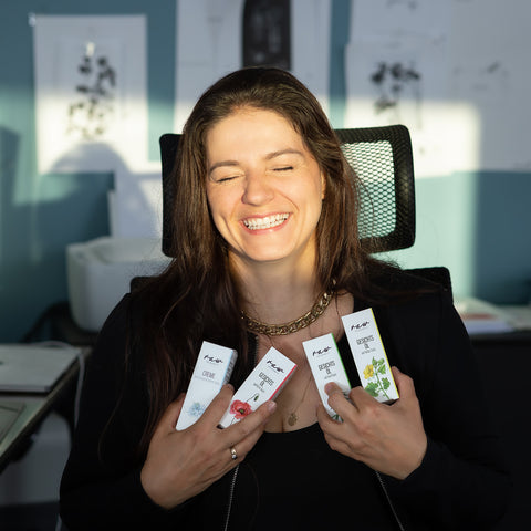 Liza Managing Director of Raw Natural Cosmetics. Natural cosmetics are my passion.