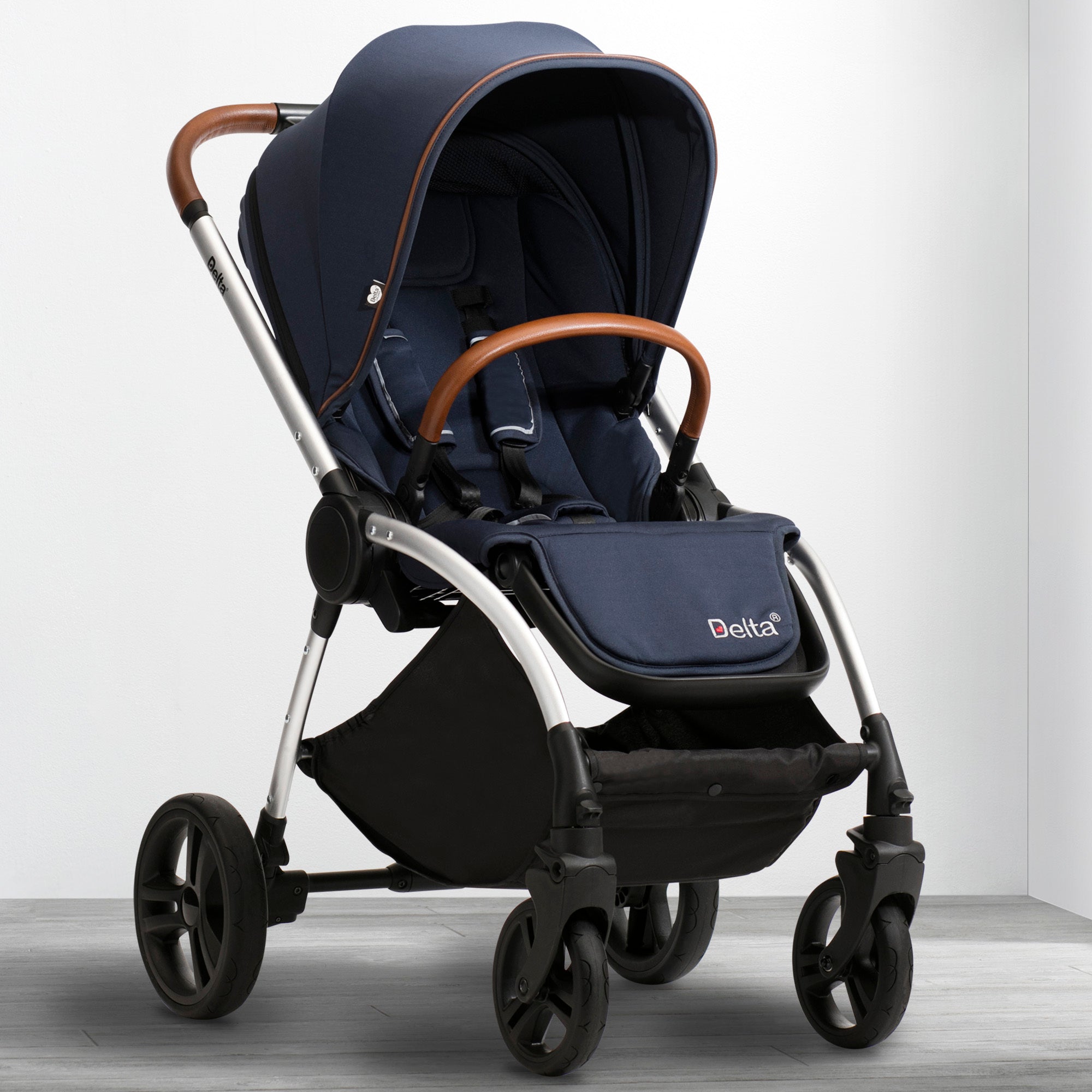 Revolve Reversible Stroller | Delta 