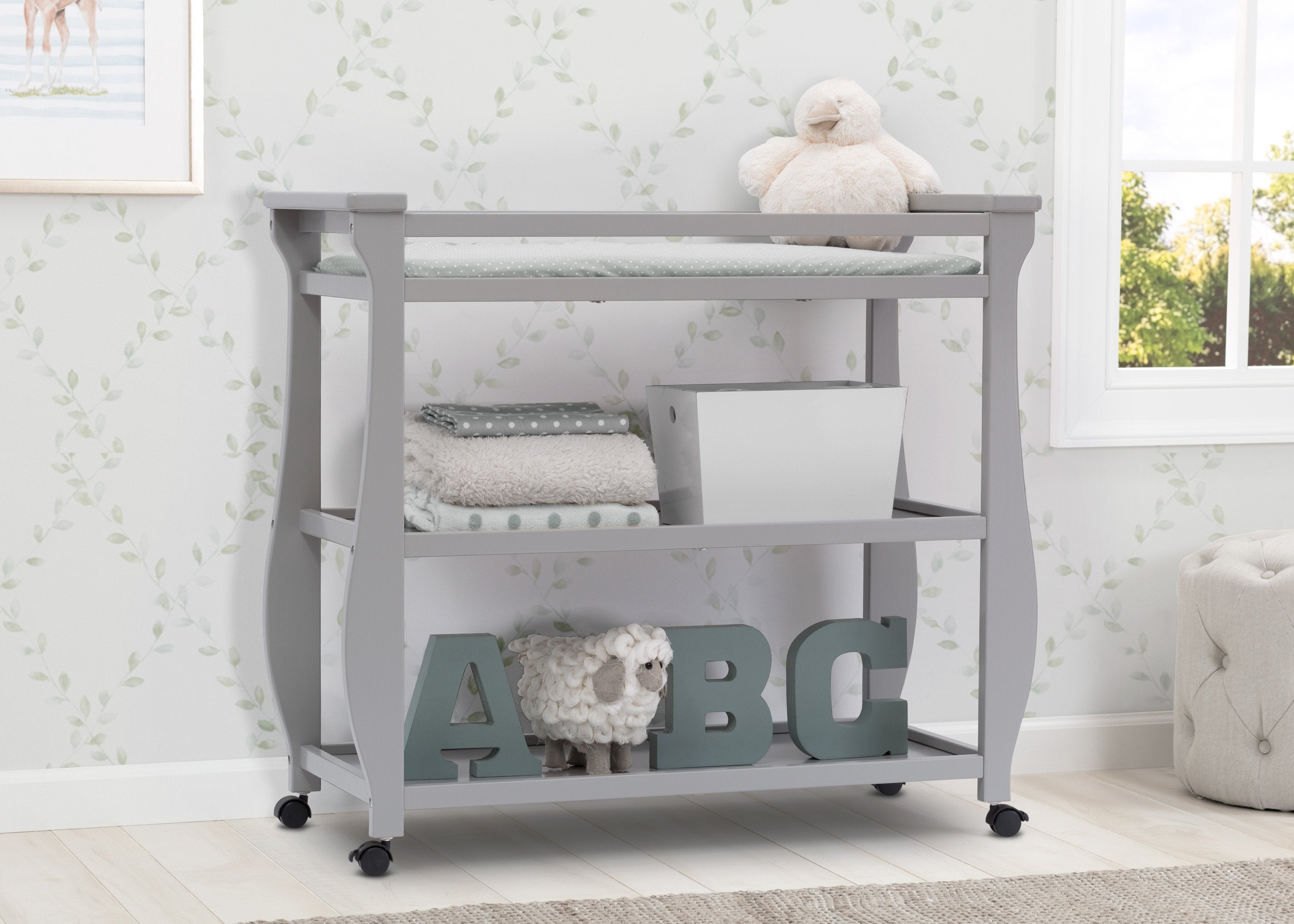 changing table nursery