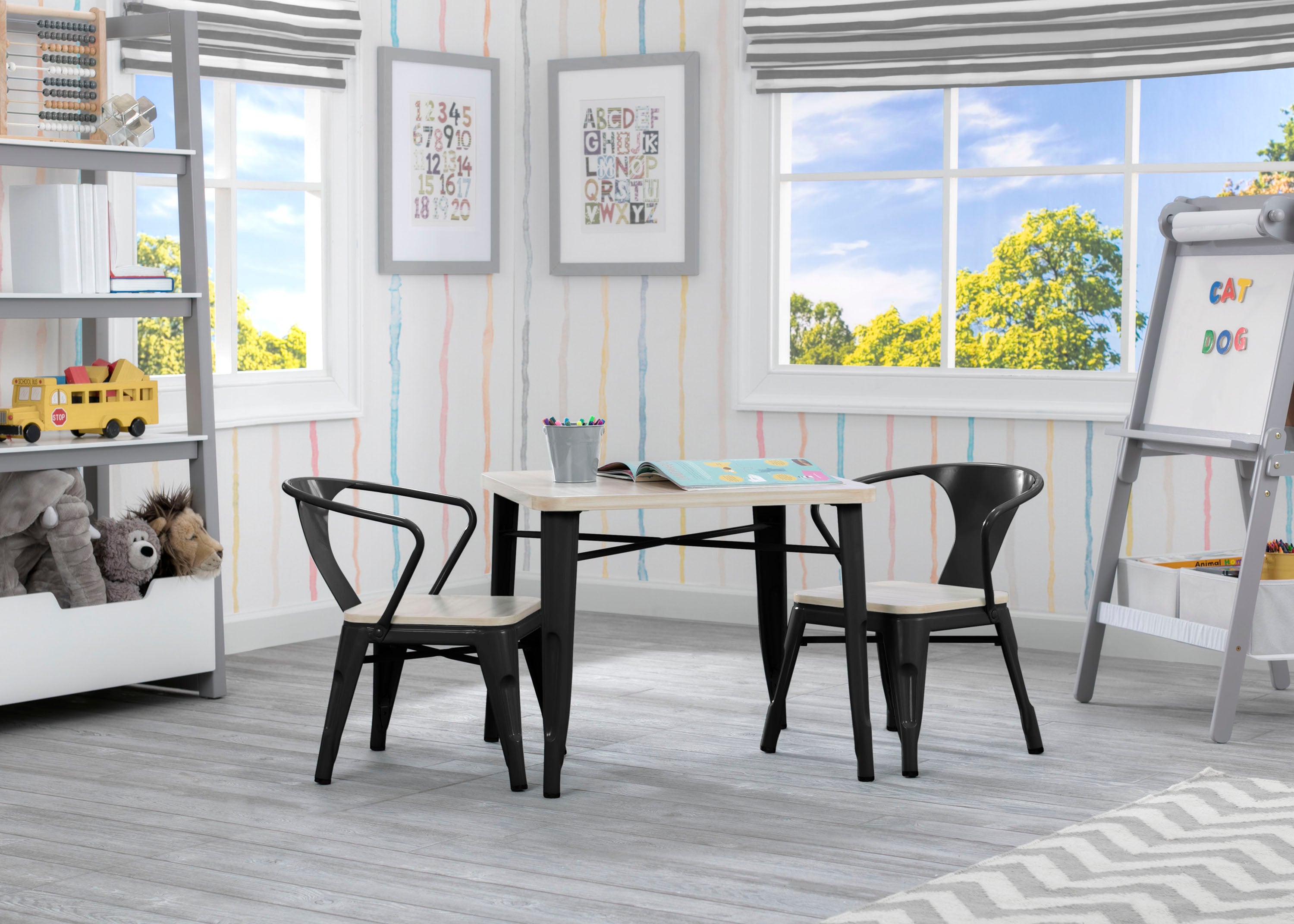 kids bistro table and chairs