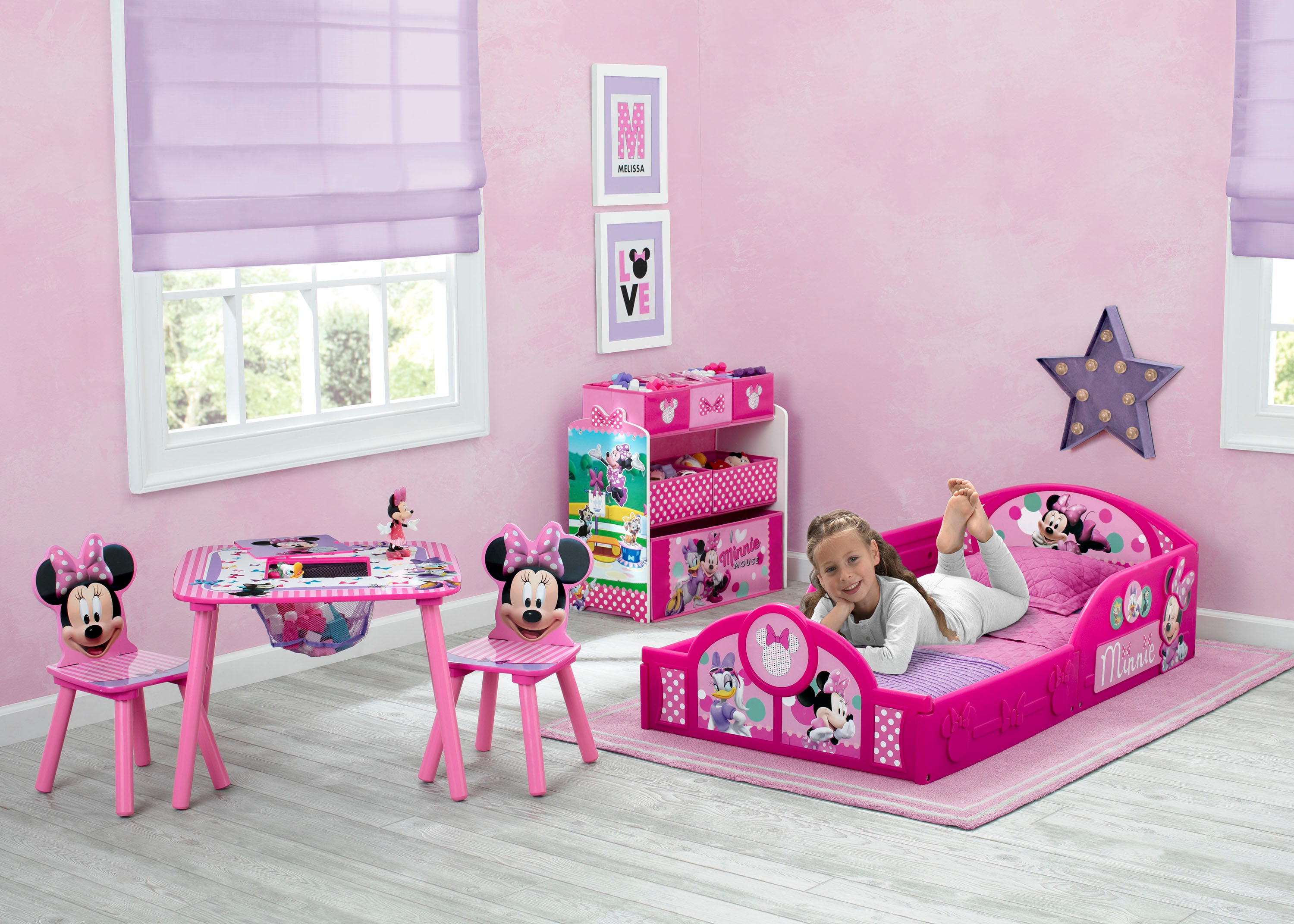 minnie mouse plastic bed