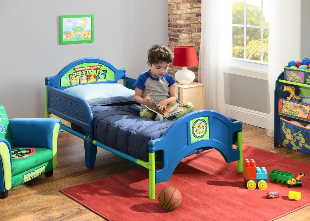 Teenage Mutant Ninja Turtles Plastic Toddler Bed Delta