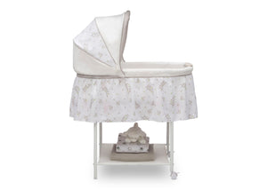 Silent Auto Gliding Bassinet Delta Children