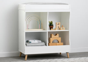 delta children changing table