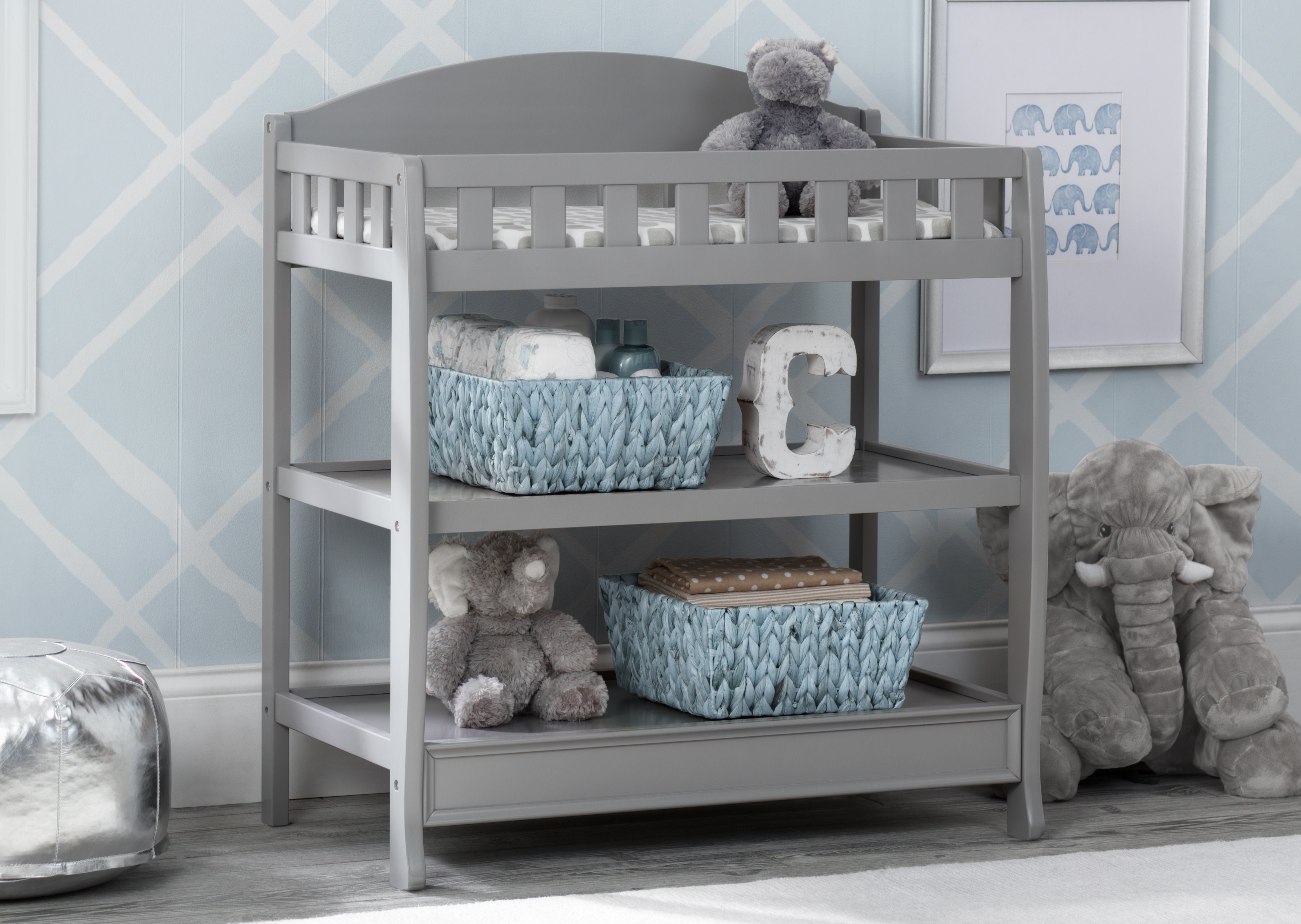 delta childrens changing table