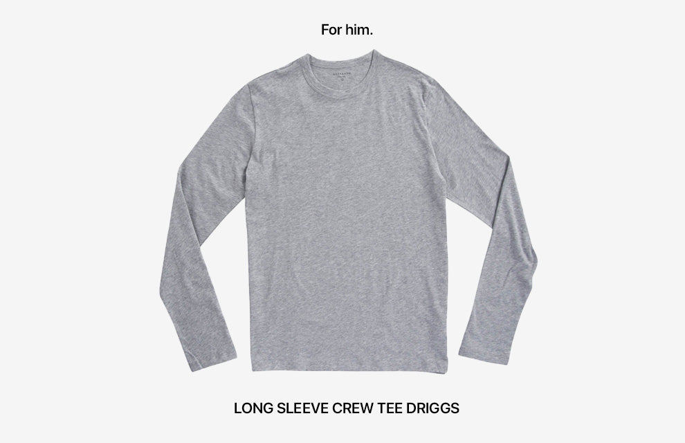 A gray long sleeve tee for men