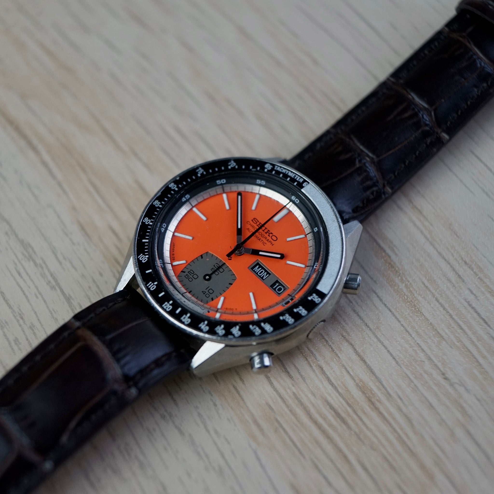 Seiko Chronograph Ref. 6139-6041 Orange – Rerun Watches