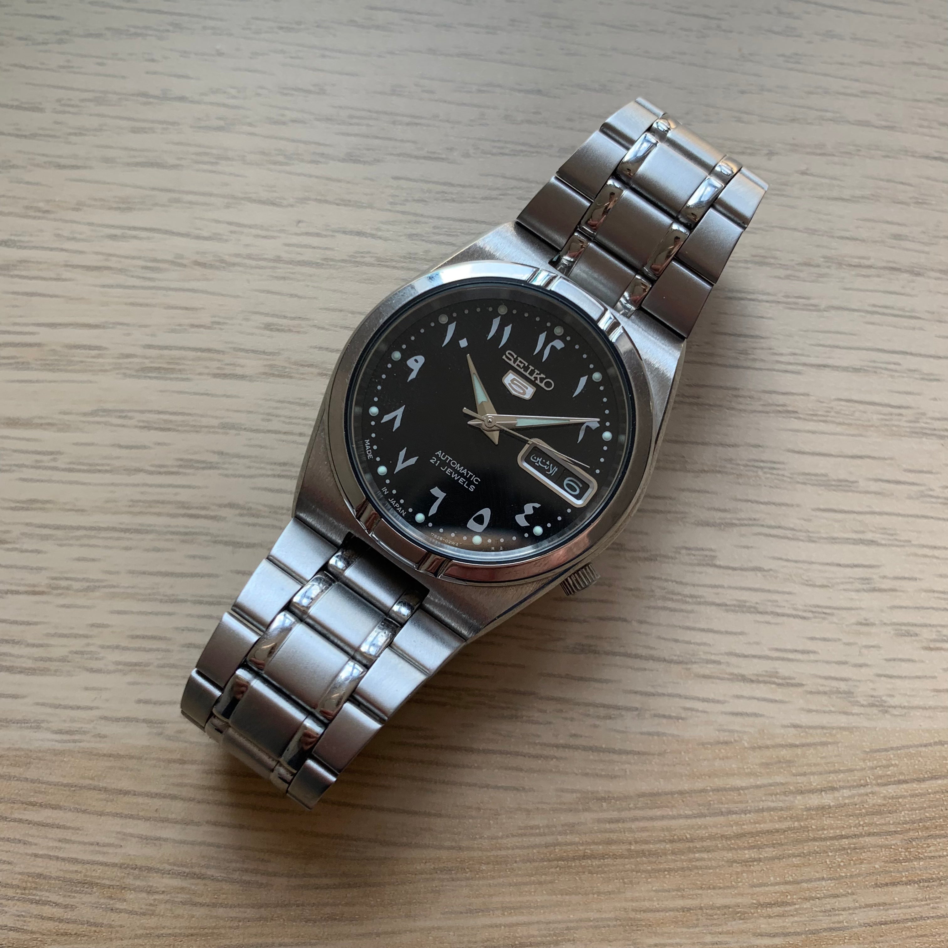 Seiko 5 'Arabic dial' – Rerun Watches