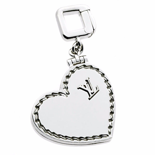 LOUIS VUITTON DIAMOND HEART LOCKET PENDANT NECKLACE by Louis