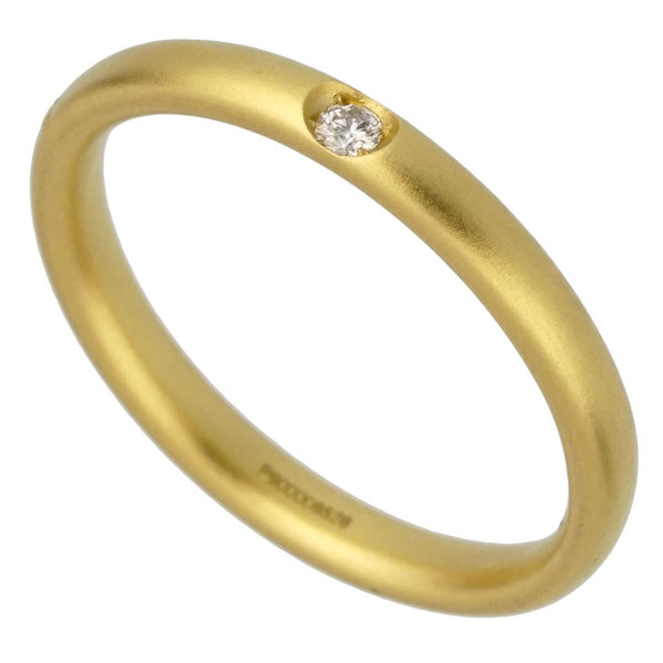 Louis Vuitton® Empreinte Ring, Yellow Gold And Diamonds Gold. Size 51 in  2023