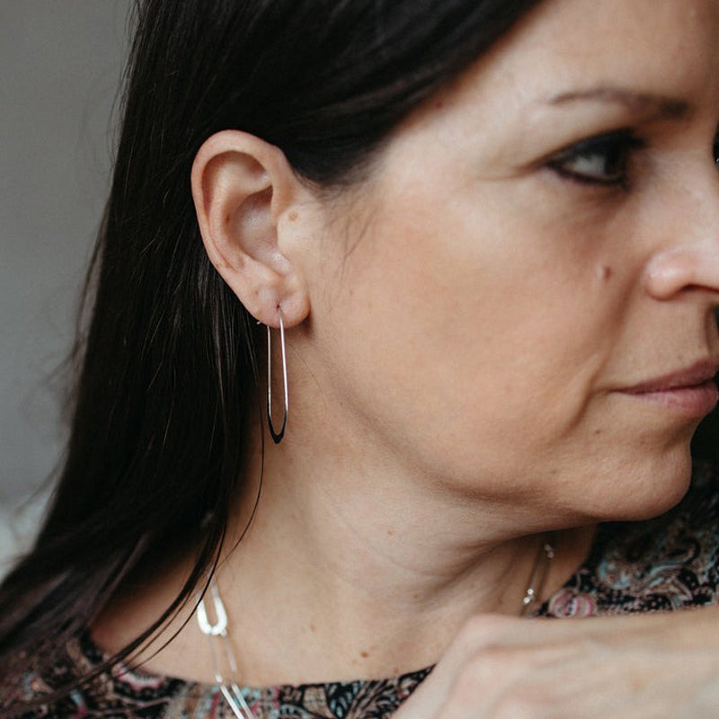 Miyuki Seed Threader Earrings: Black + Bone - SFMOMA Museum Store