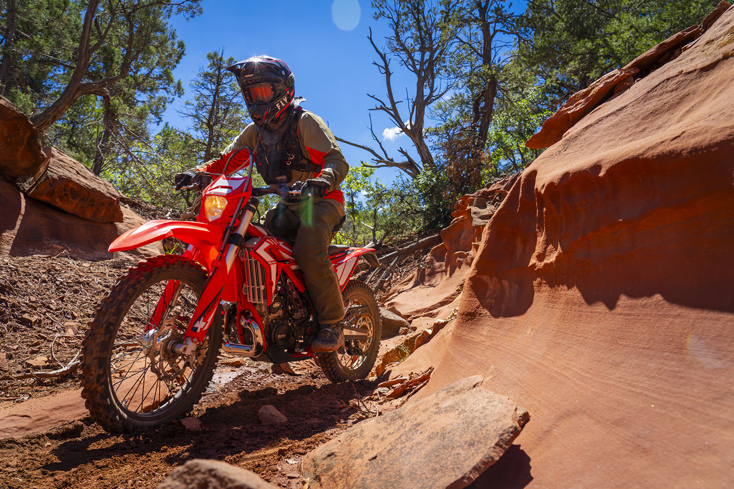 BETA XTRAINER: ENTRY LEVEL ENDURO BIKE - Dirt Bike Magazine